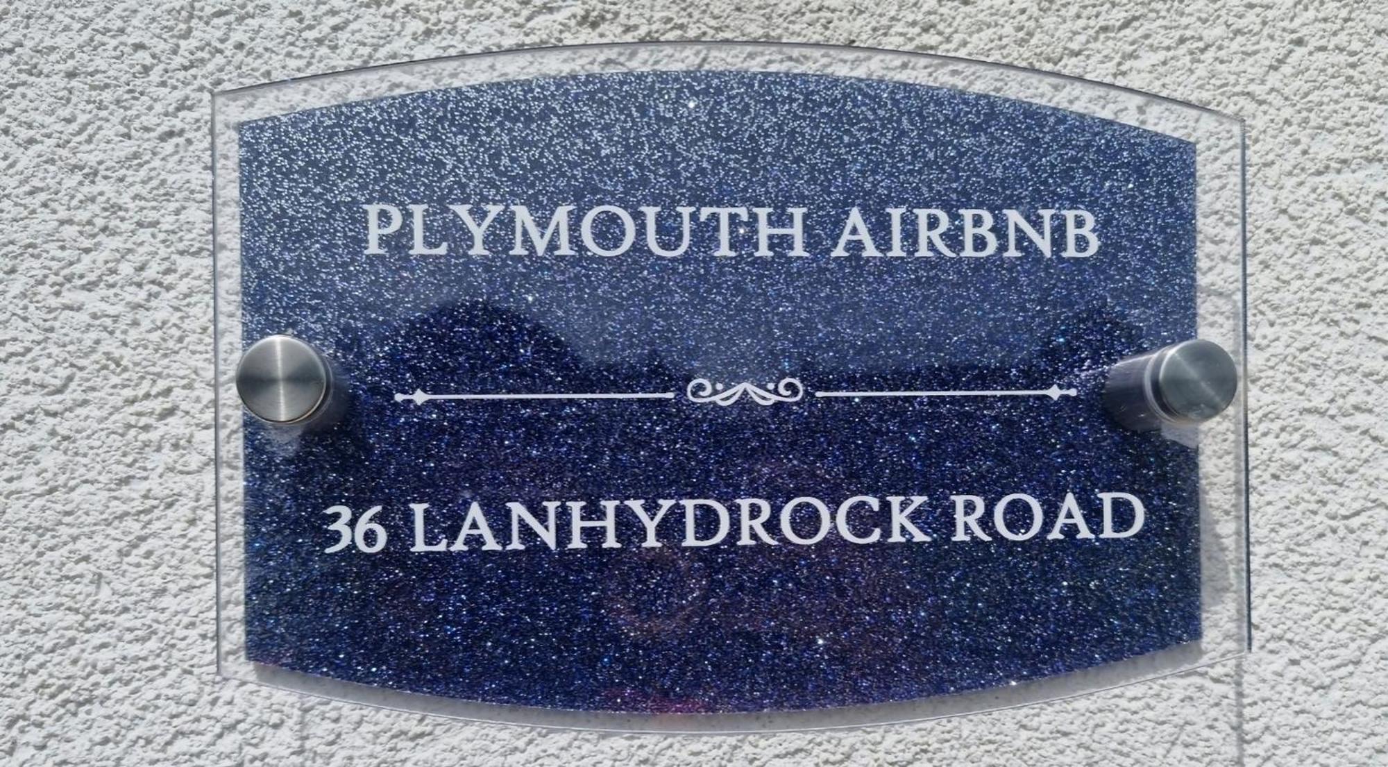 Plymouth Airbnb ภายนอก รูปภาพ