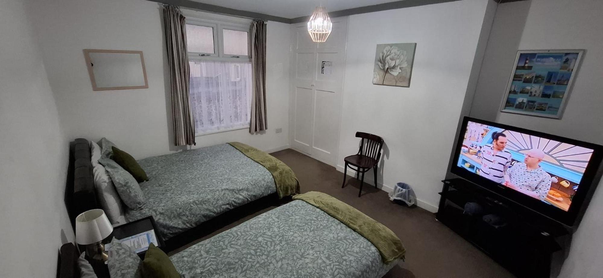 Plymouth Airbnb ภายนอก รูปภาพ
